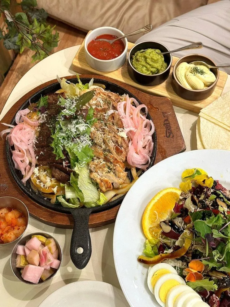 파주 운정 이마트 근처 높은... 좋은 브런치 맛집 스타더스트