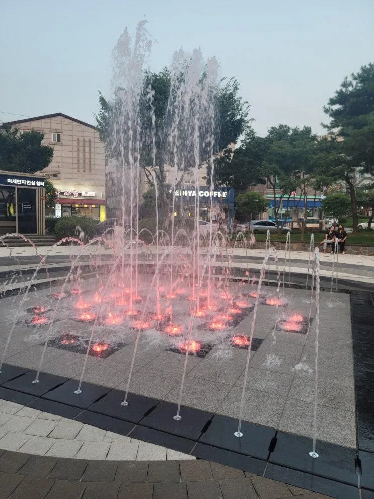22개월 아기 안성 공도 중앙어린이 공원 분수 물놀이 놀이터 빛...