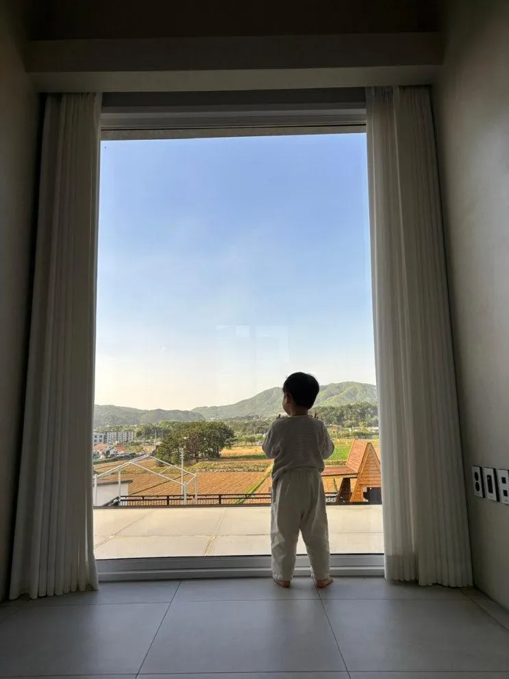 독채풀빌라펜션 아기랑 가기 좋은 단체 숙소 추천 모던그레이
