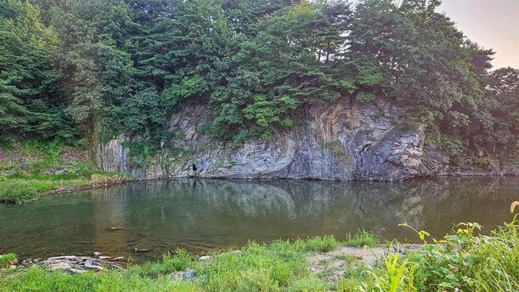 청주 옥화자연휴양림을 출발해 옥화 9경 중 제2경인 용소, 제3경인 천경대 산책.