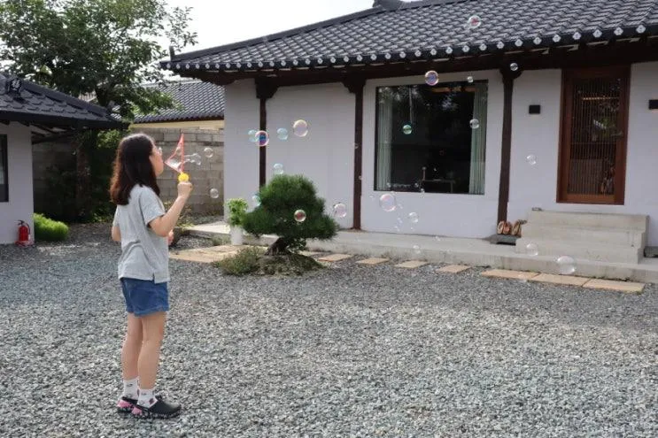 청도여행 3대가 만족한 촌캉스 감성가족숙소 스테이더담 이서점