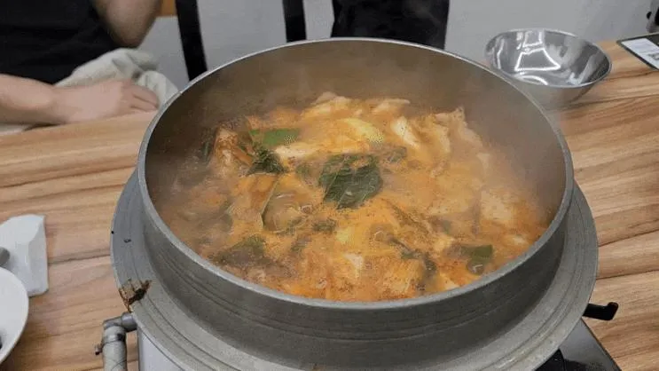 평택고덕맛집 일등시골집에서 추어갈매운탕으로 몸보신했어요.