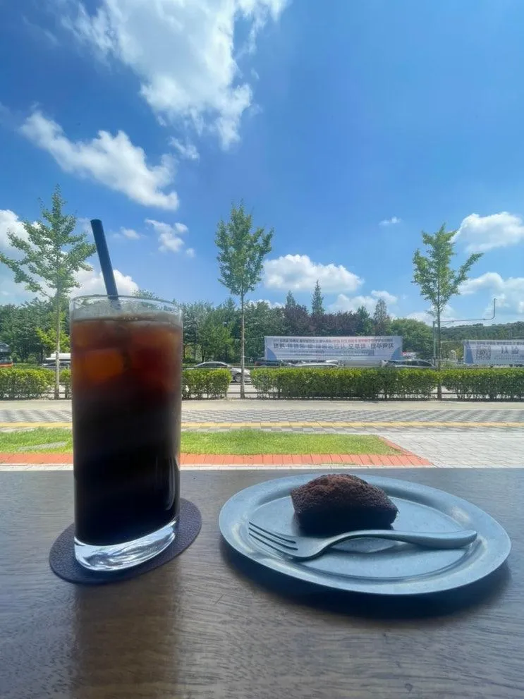 천안시청 카페 비넨토 | 불당동 기차역 감성 주차 편한 카페 내돈내....