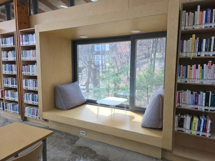 [성동구여행] 성동구 근처 도서관 매봉산숲속도서관, 다락옥수 이용 시간, 휴무일