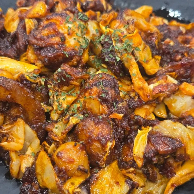 성서이곡동맛집 명가부자옥, 불향삼겹쭈꾸미와 왕만두전골의 든든한 조합