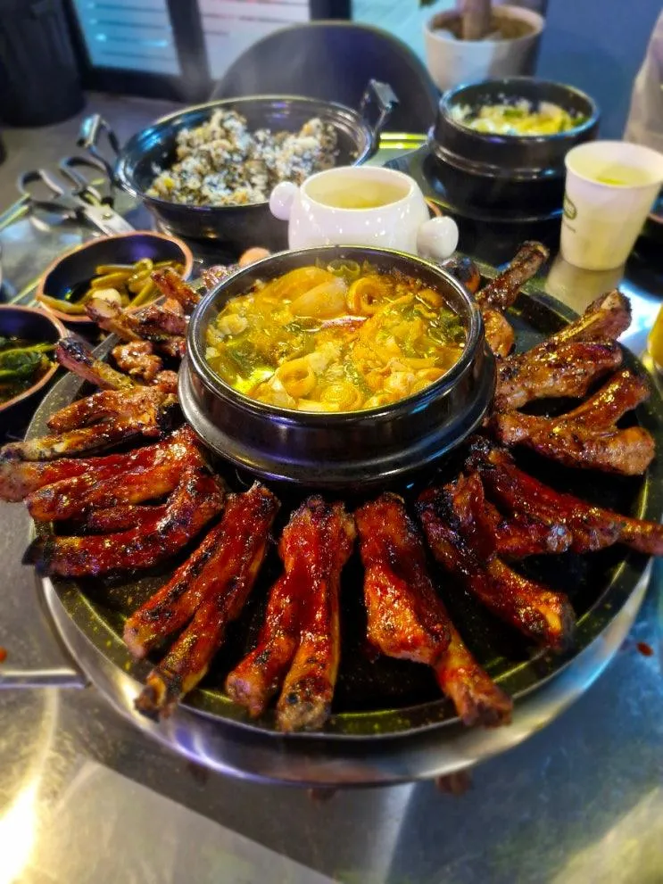 발산역 맛집 중랑등갈비｜🔥불향 가득 매콤달콤한 등갈비 후기! (+치즈퐁듀,치즈계란찜,주먹밥🐷)