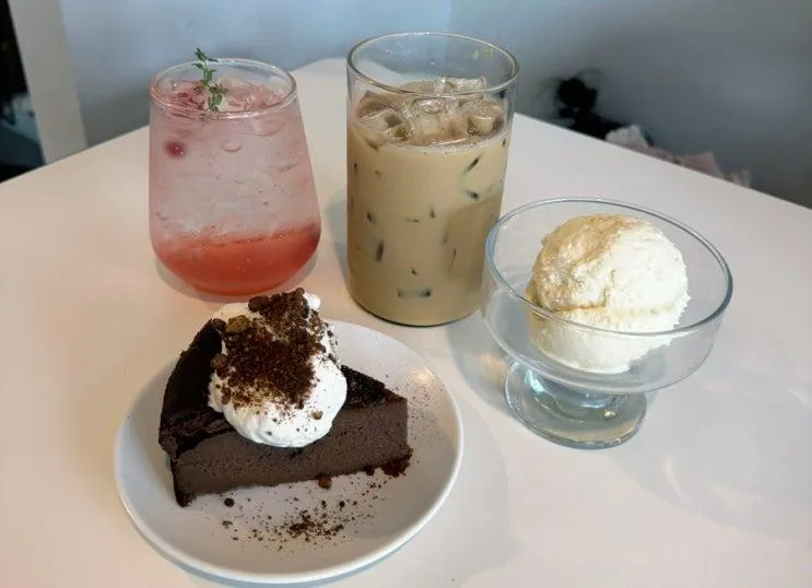 대구 수성구 커피 / 디저트 맛집! 사진 맛집! 포멘트커피