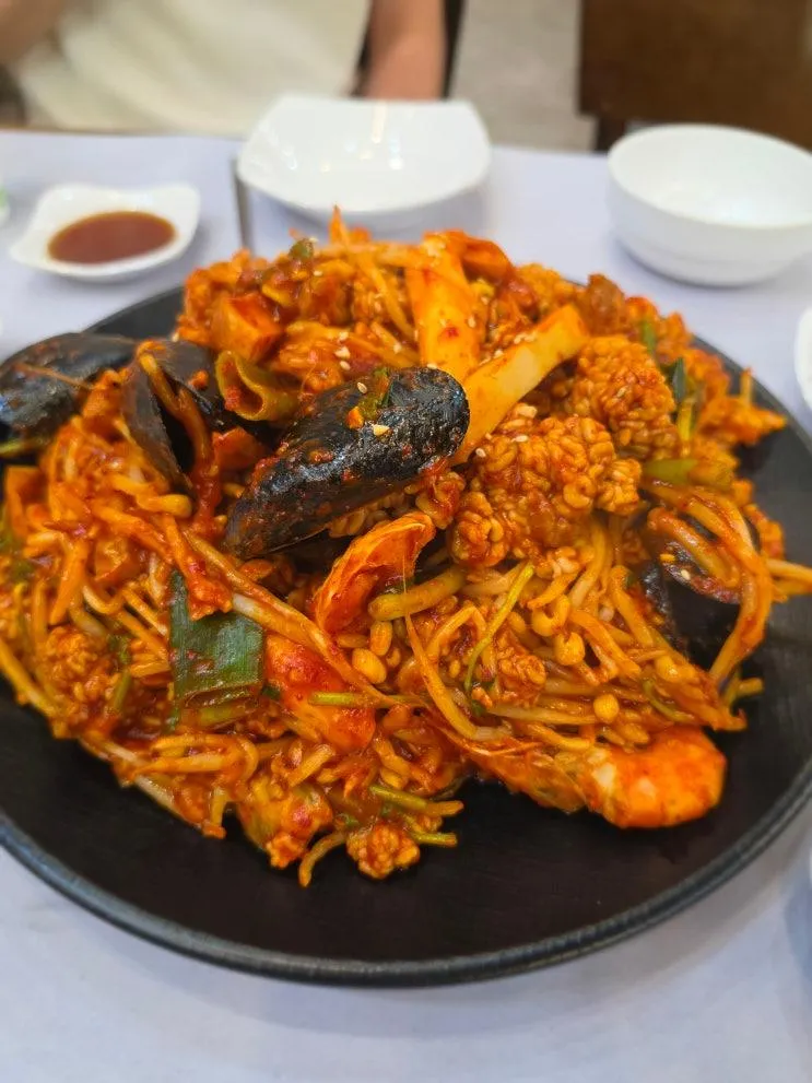 중독적인 매콤함!! '김경자 대구 뽈찜' 드셔보셨나요~?
