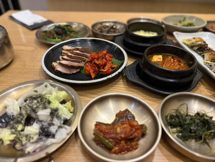 송파한정식 툇마루밥상 정갈한 한정식 가족모임 추천
