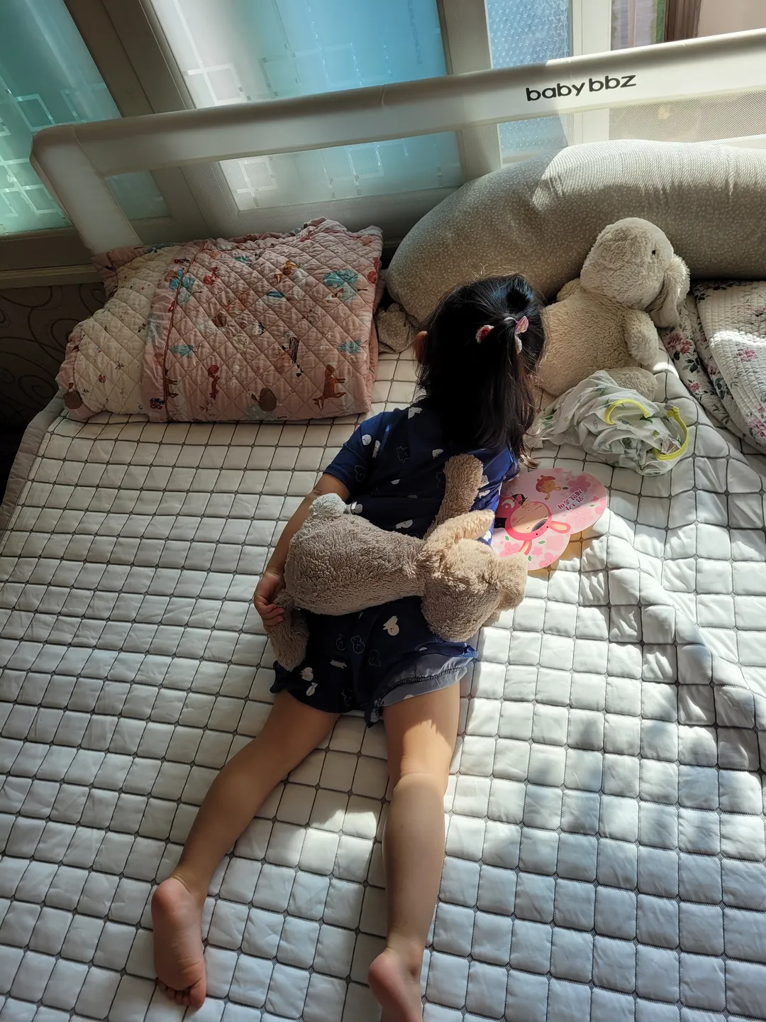 https://image.mom-mom.net/eyJidWNrZXQiOiJtb21tb20tbW9tc3RvdWNoIiwia2V5IjoiZGVmYXVsdC82MGZlYjRjZTIxYzcyNjEwZmRmOTZhNDkiLCJlZGl0cyI6eyJyZXNpemUiOnsid2lkdGgiOjEwODAsIndpdGhvdXRFbmxhcmdlbWVudCI6dHJ1ZX19fQ==
