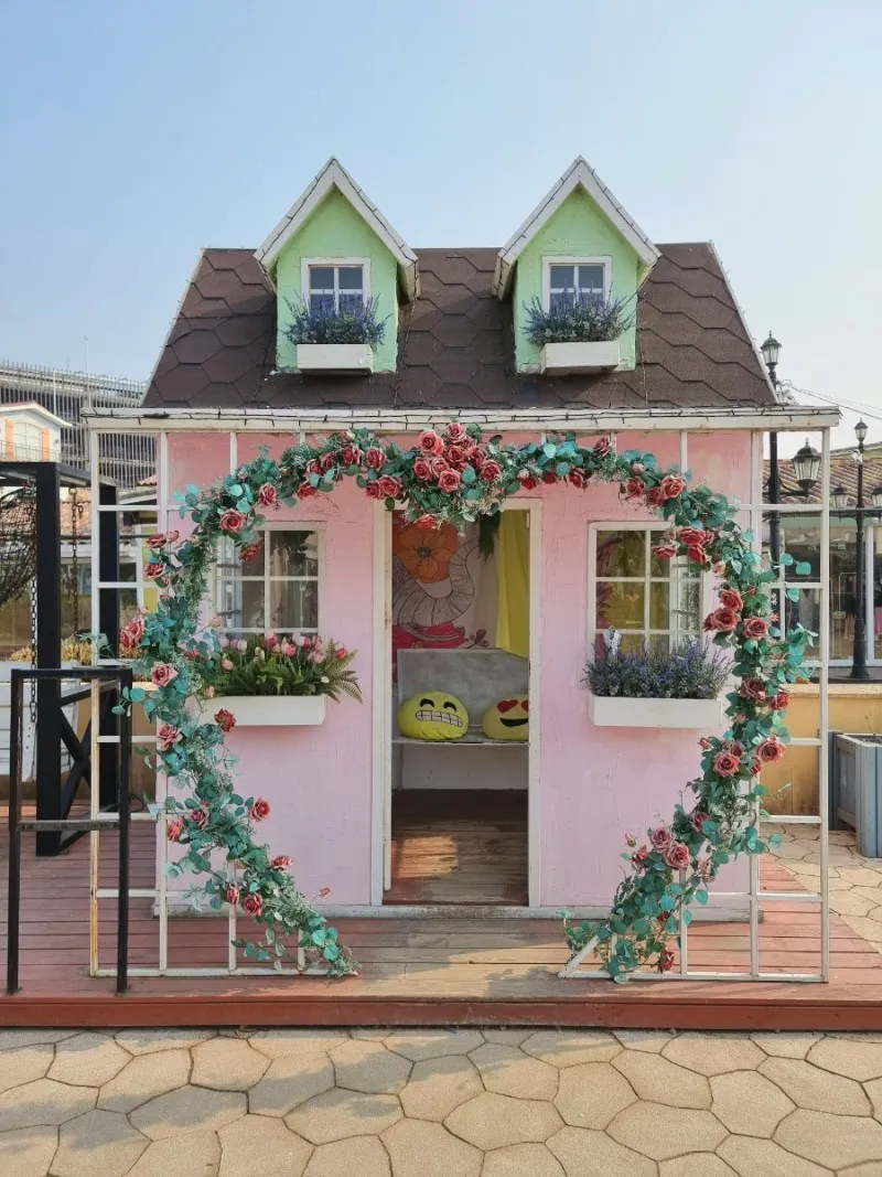 Provence Village photo 6