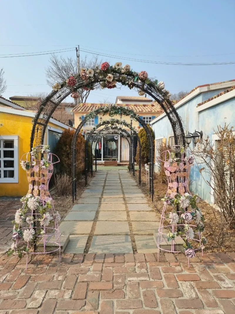 Provence Village photo 11