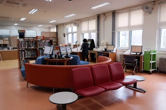 Seoul Metropolitan Office of Education Jeongdok Library photo 9