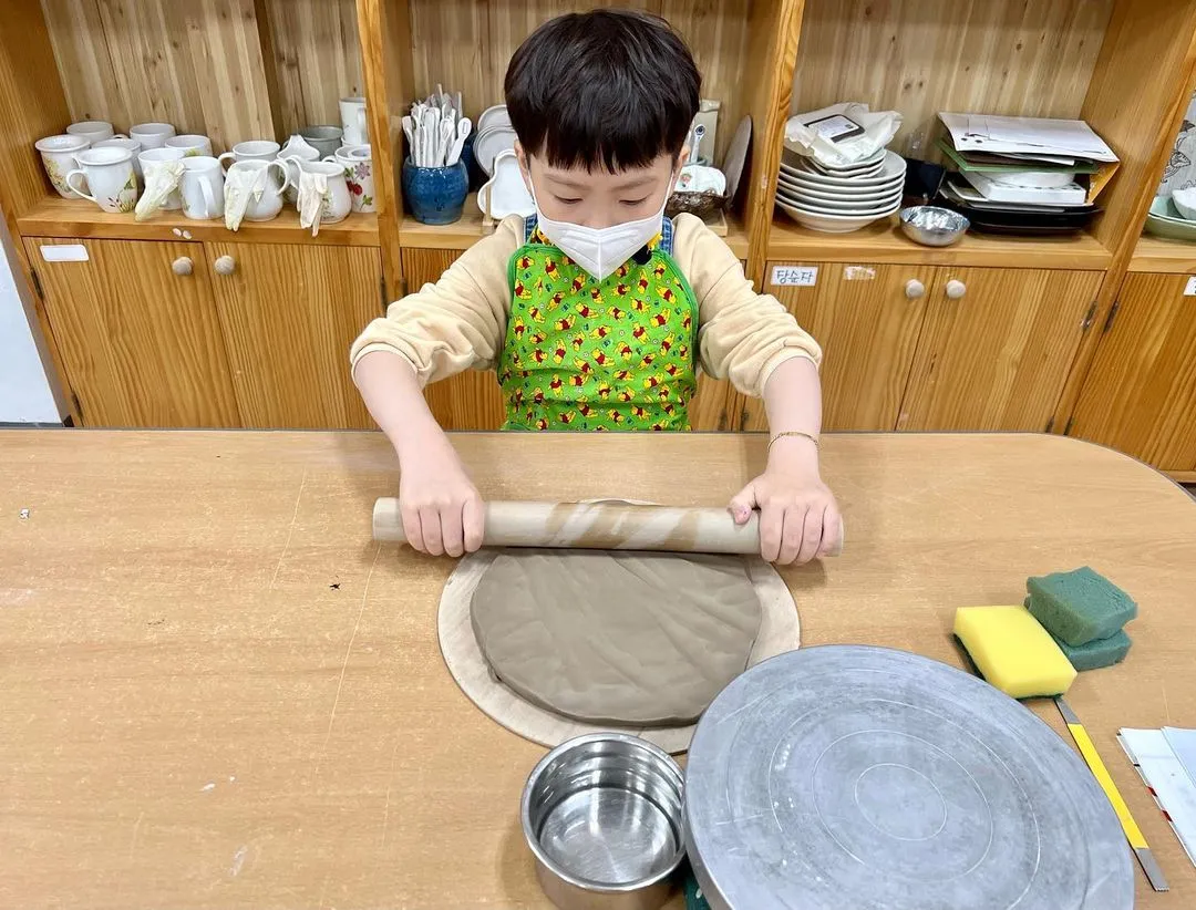 기찻길 옆 유쾌한 동산마을 행복센터