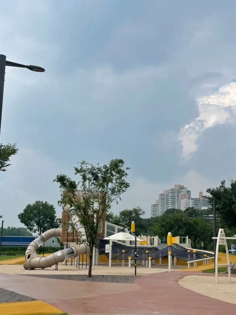 Gwangnaru Everyone's Playground photo 8