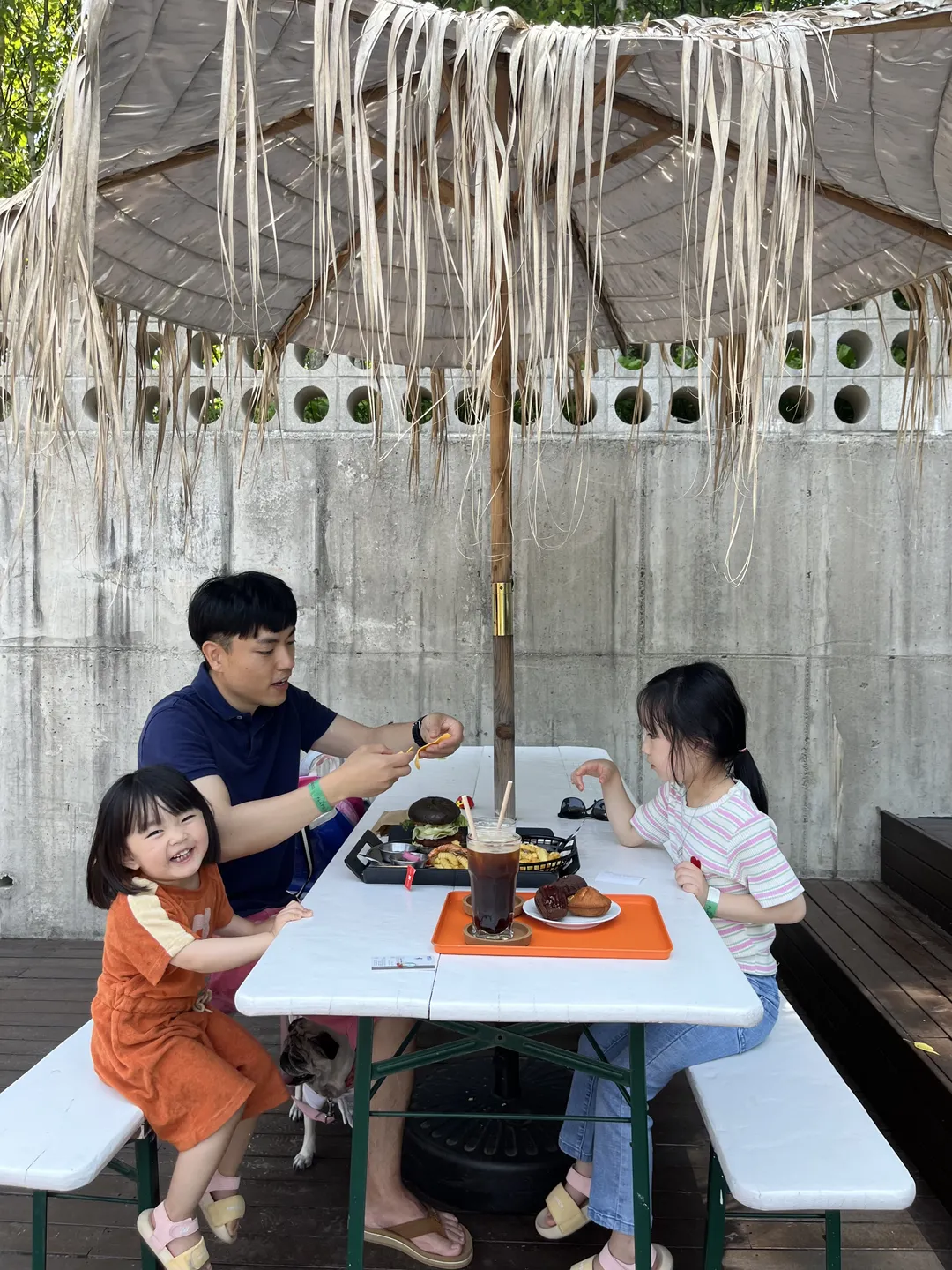 더플래츠카페