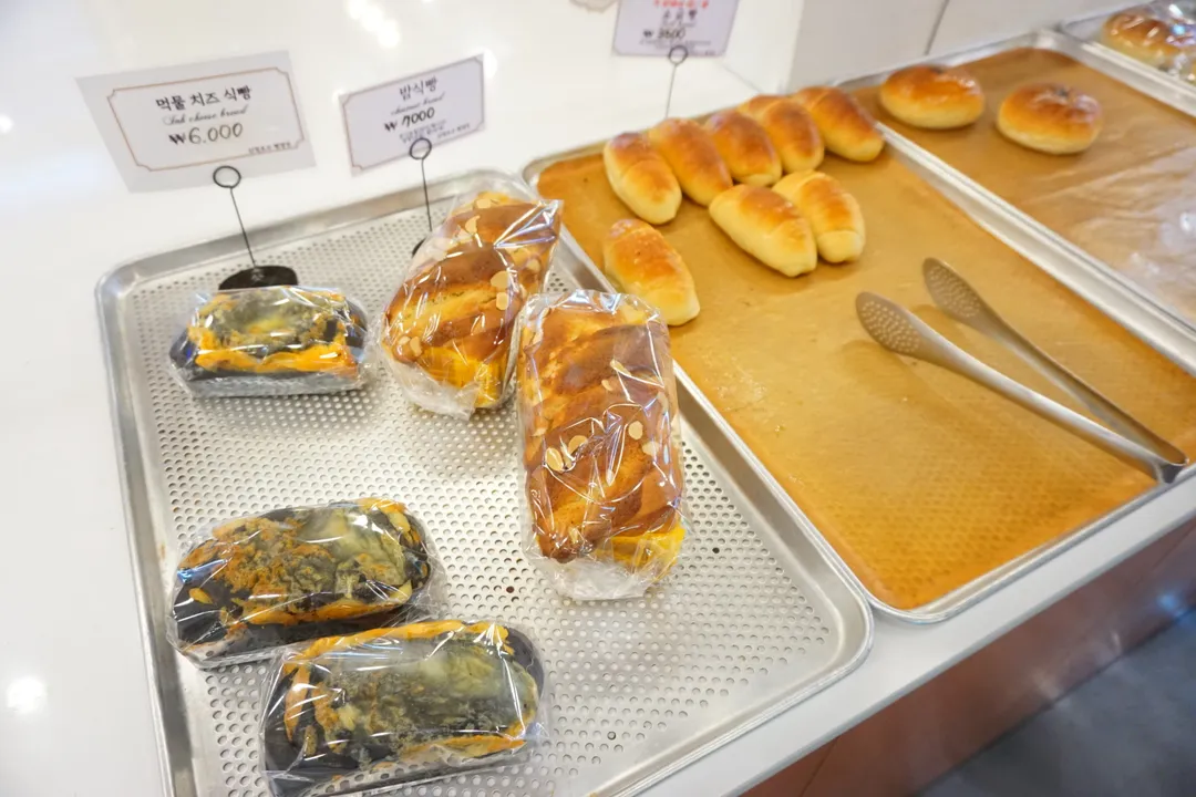 Sanjeong Lake Bread Master photo 19