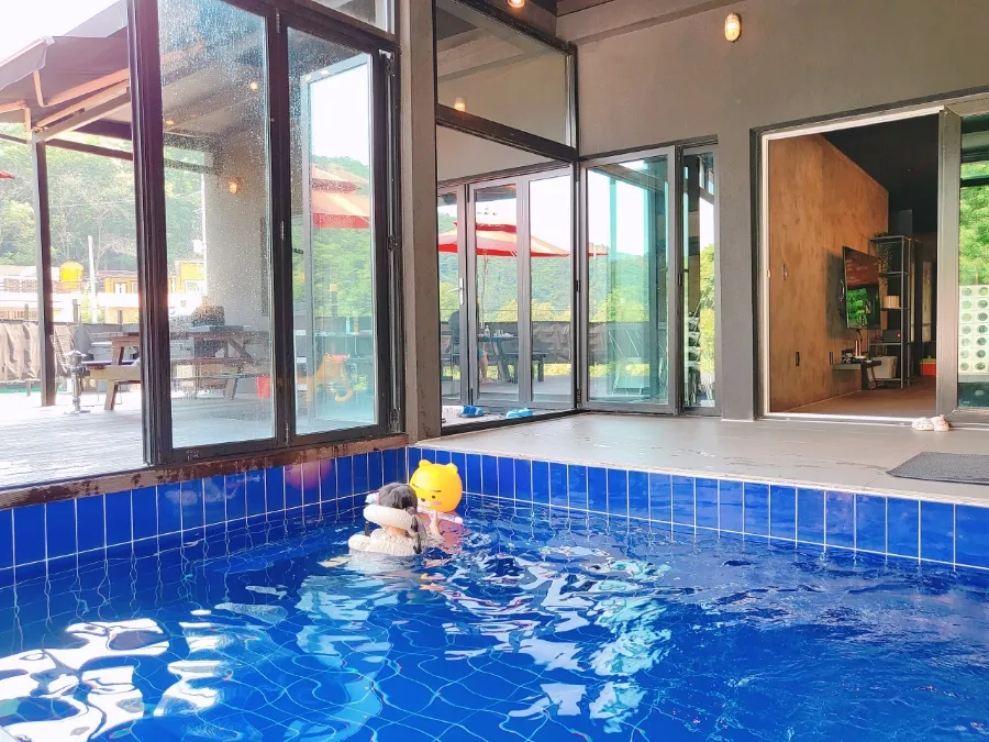 시즈닝풀빌라