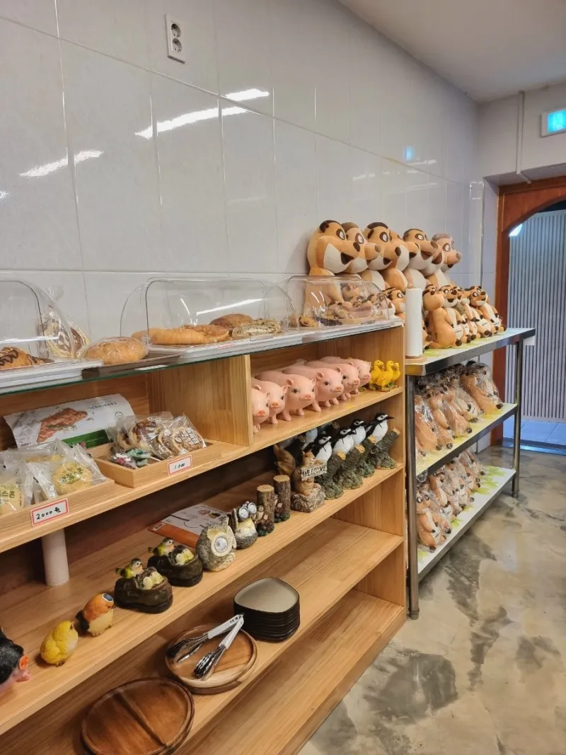 Monmoniya Cafe Hyangnam photo 14