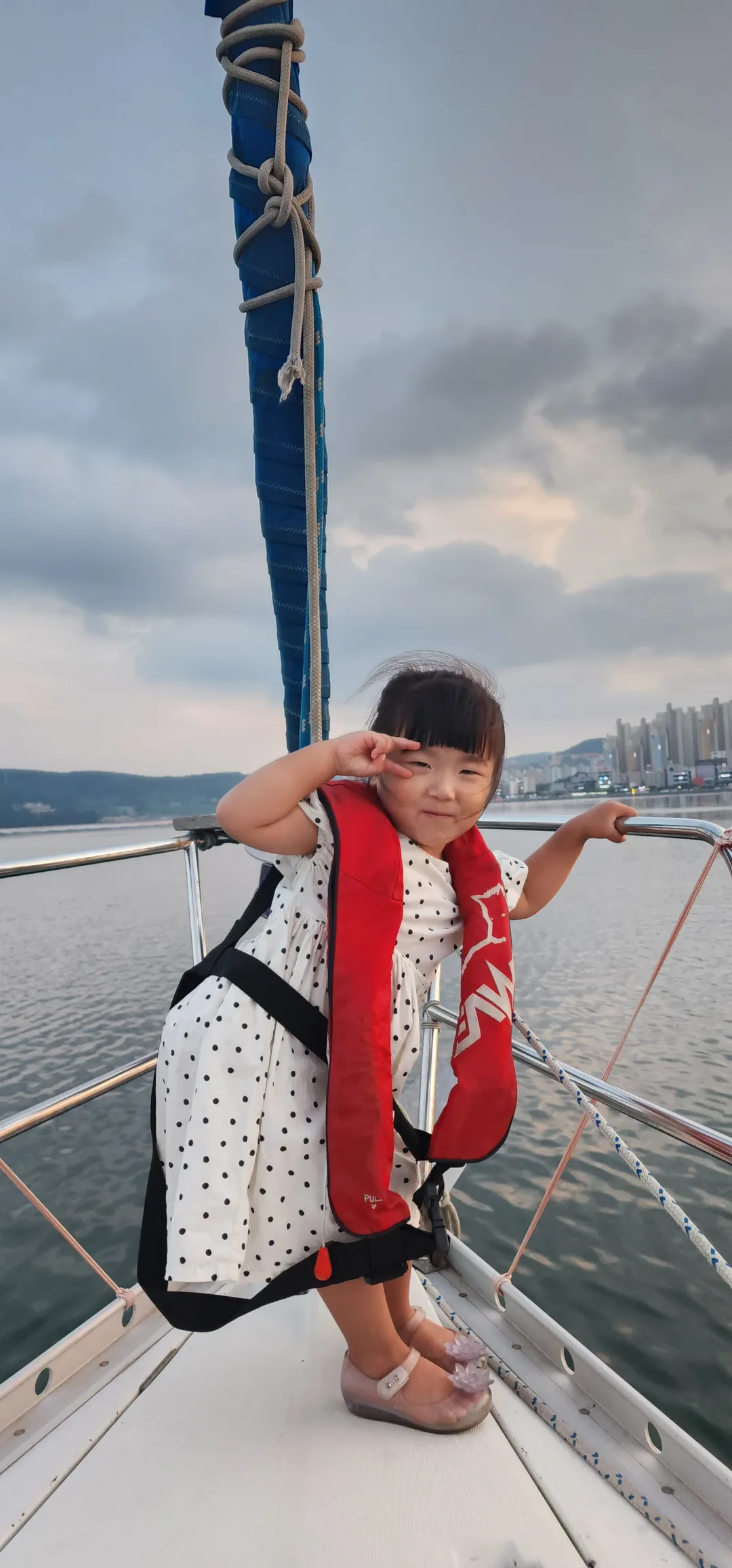 Pangpang Manwon Yacht Tour photo 13