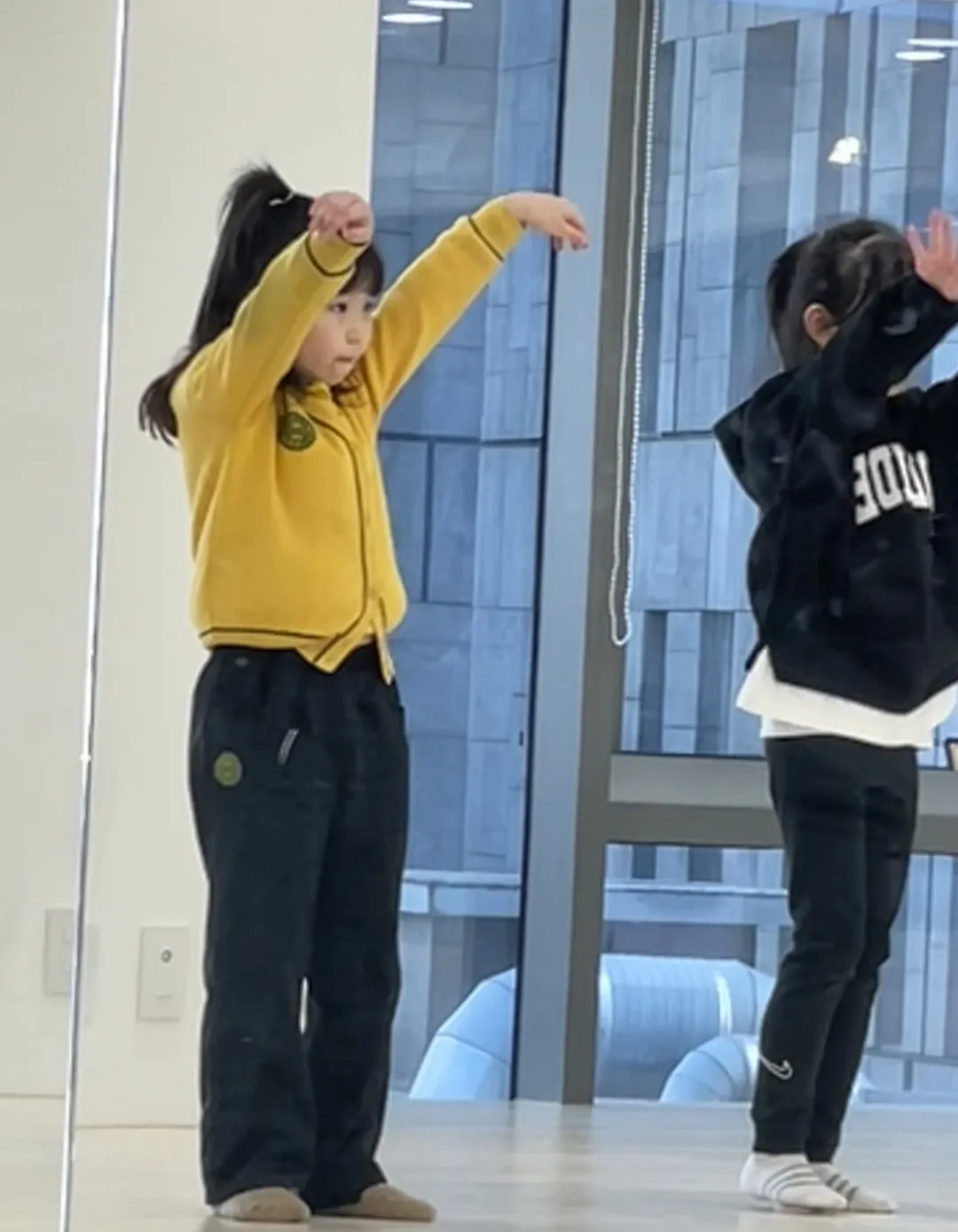 명동아트브리즈
