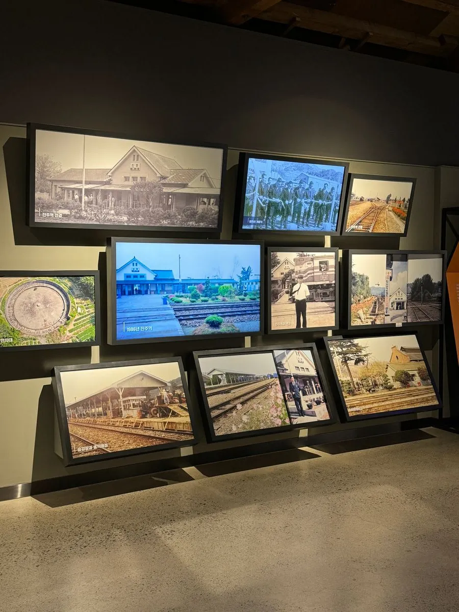 イルホ広場ジンジュ駅 写真 11
