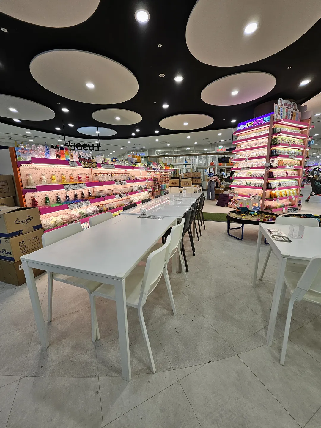 タカプレイカフェ ホームプラス坡州雲井店 写真 10