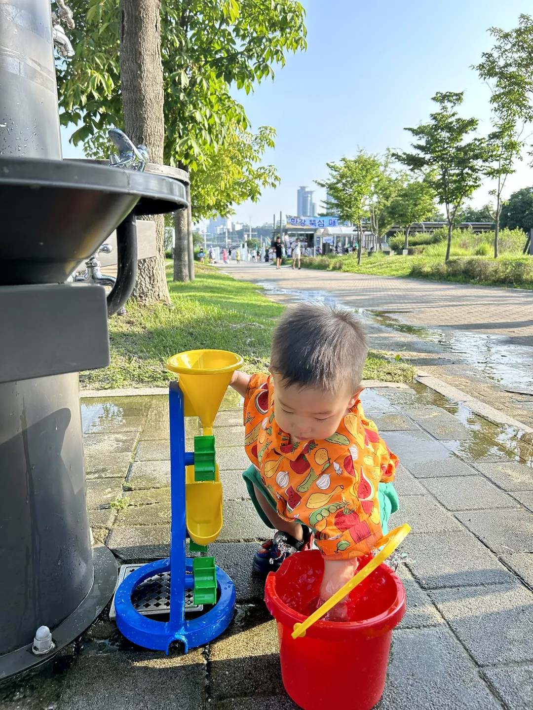 Ttukseom Hangang Park photo 8
