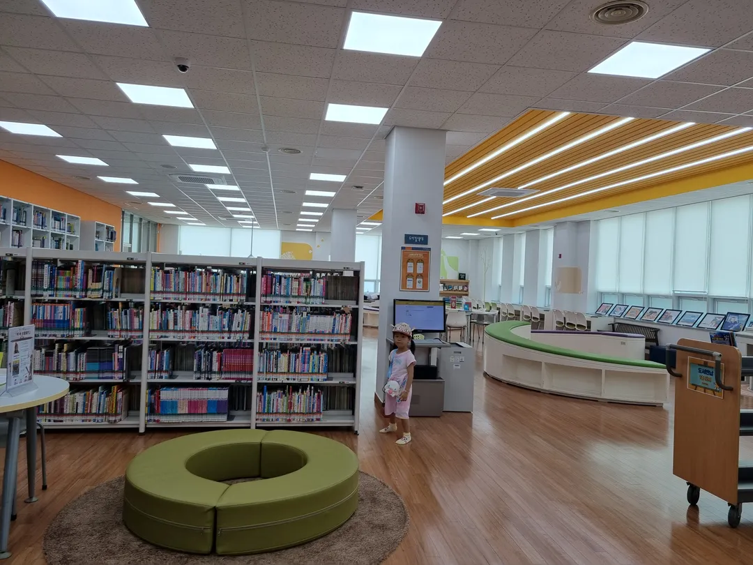 Bugae Library photo 11