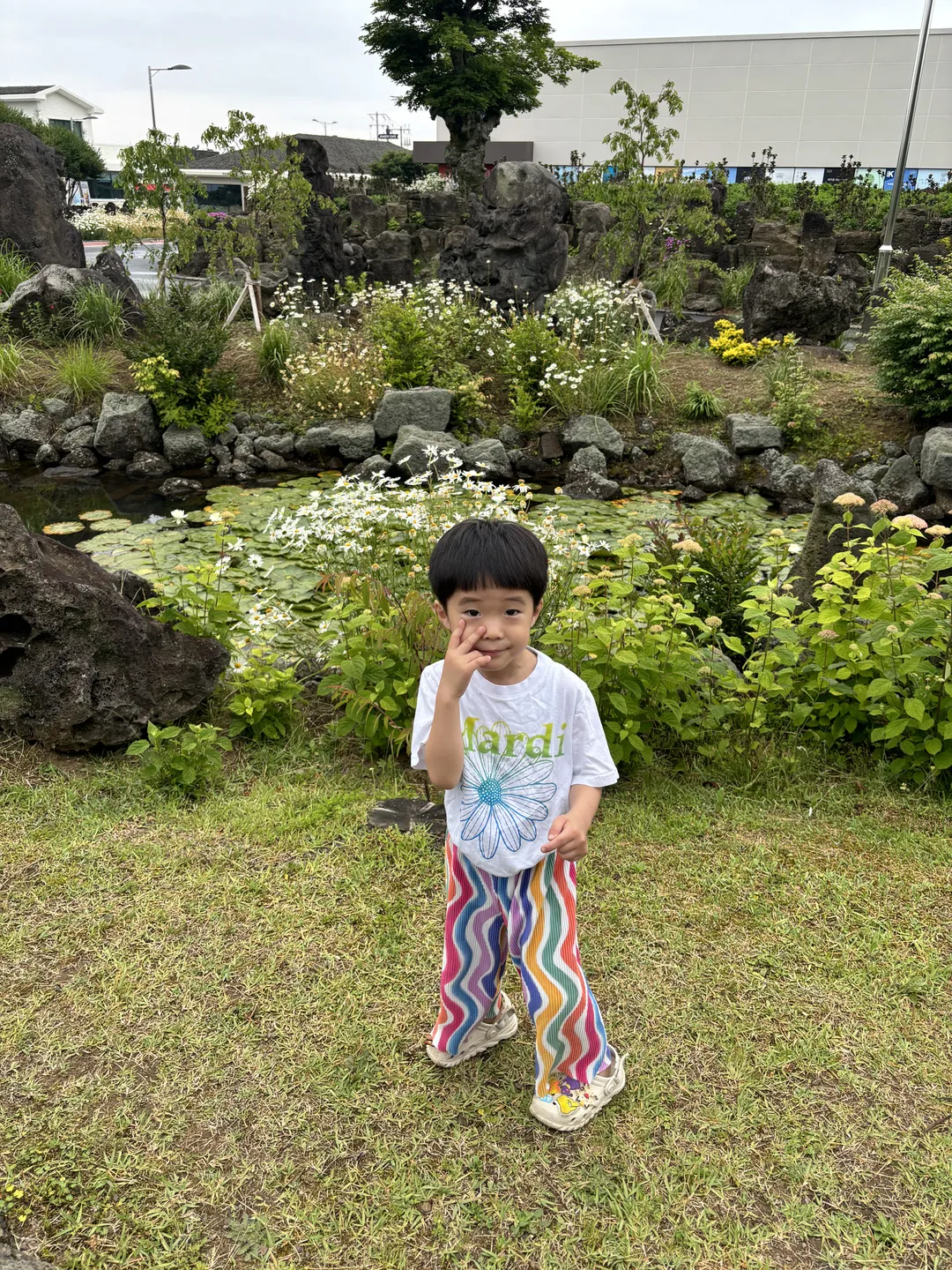 Starbucks The Jeju Songdang Park R photo 12