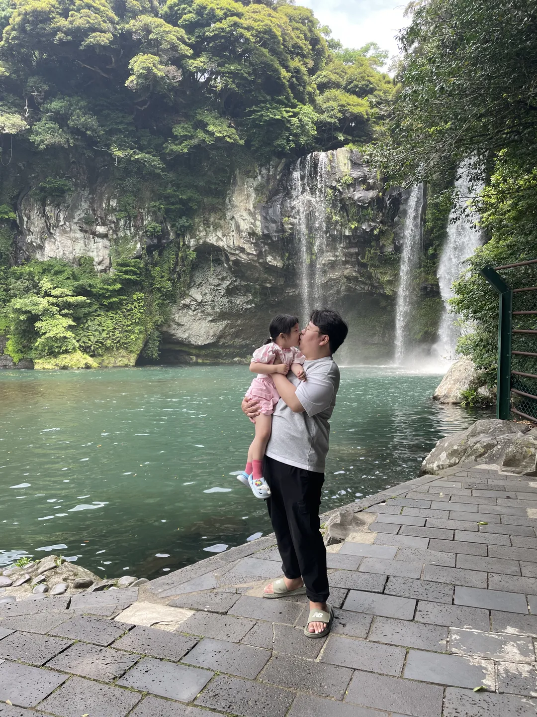 천지연폭포