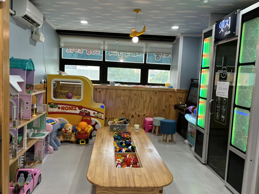 Flamingo Kids Cafe photo 11