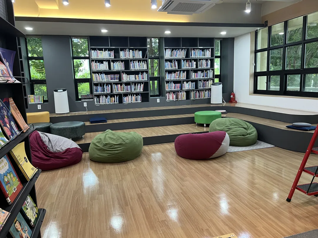 Paju Municipal Beobwon Library photo 7