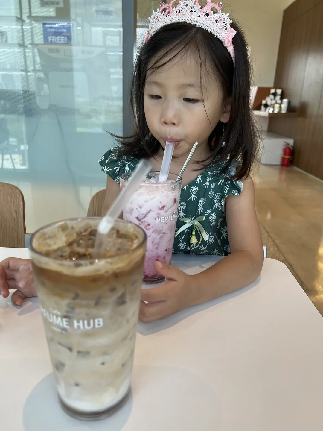 カフェ パフュームハブ パジュ本店 写真 10