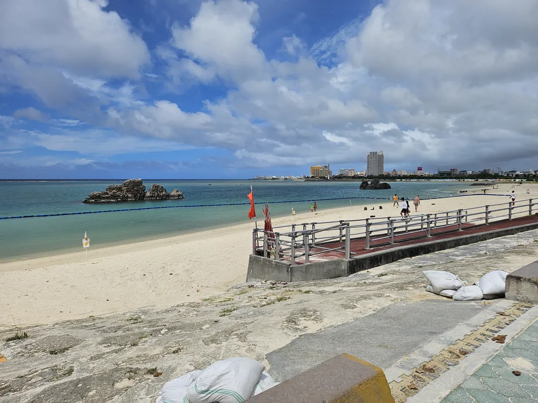 Araha Beach photo 7