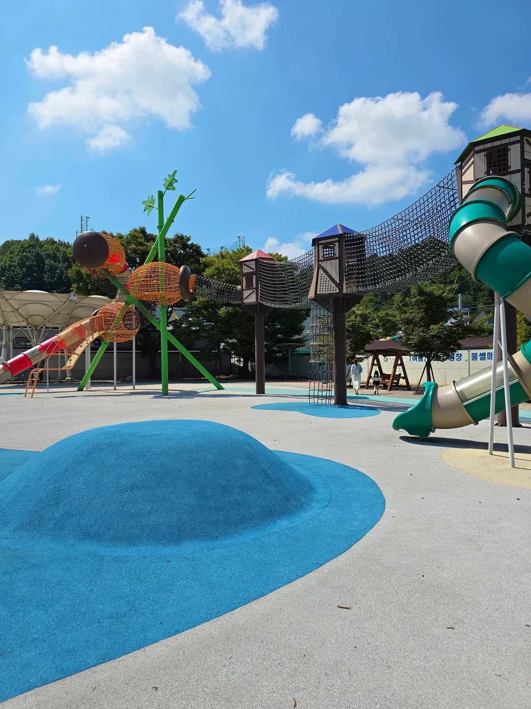 クムガン河口堤観光地 子ども遊び場 写真 9