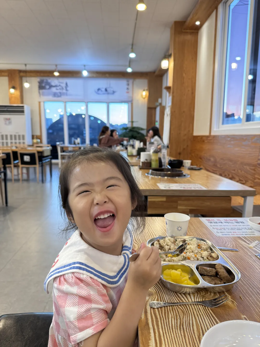 미담칼국수