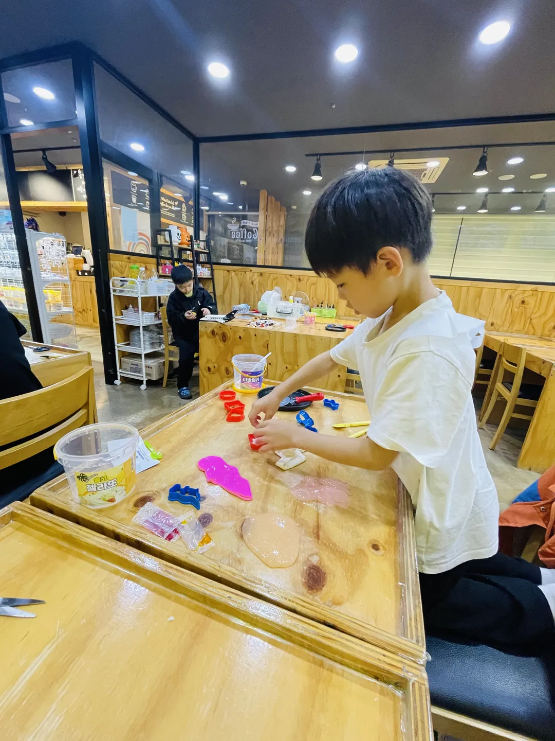 블럭하우스더카페