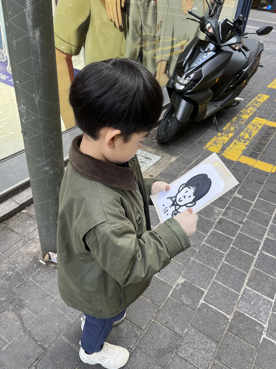도토리 캐리커쳐 명동점