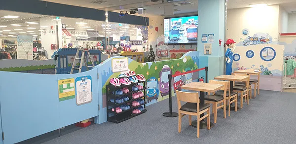 Tayo Kids Cafe Homeplus Iksan photo 10