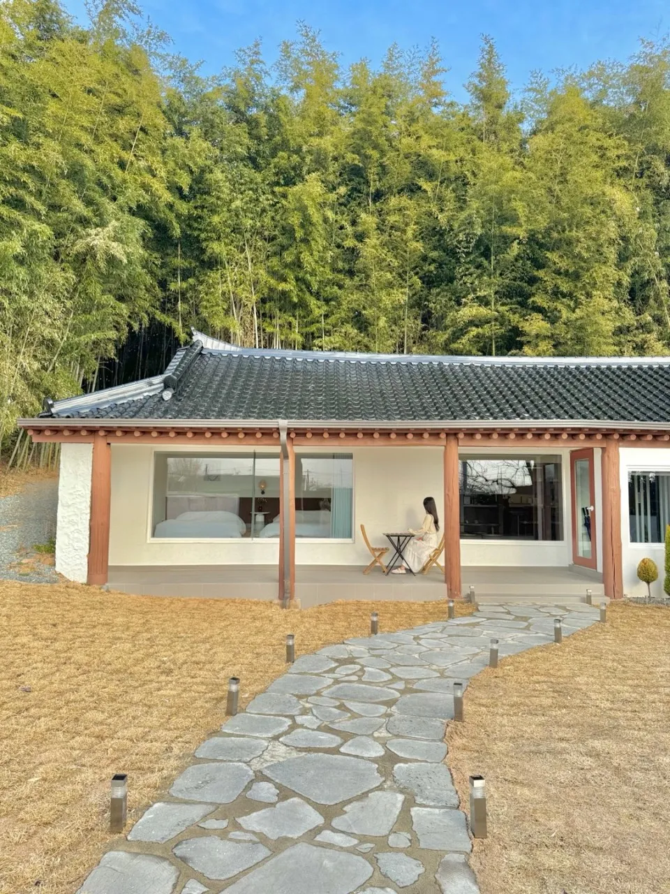 고립낙원 사진 14