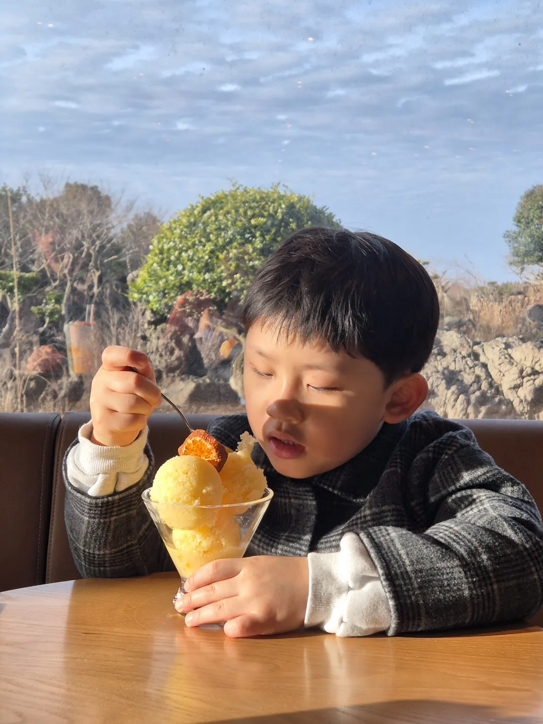 Starbucks The Jeju Songdang Park R photo 11