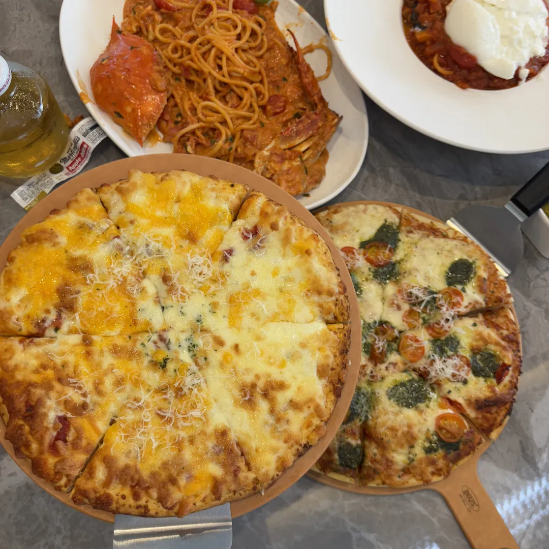 Estella Cafe photo 7