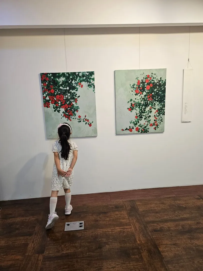 김영사 서점 & 갤러리카페 행복한마음 사진 13