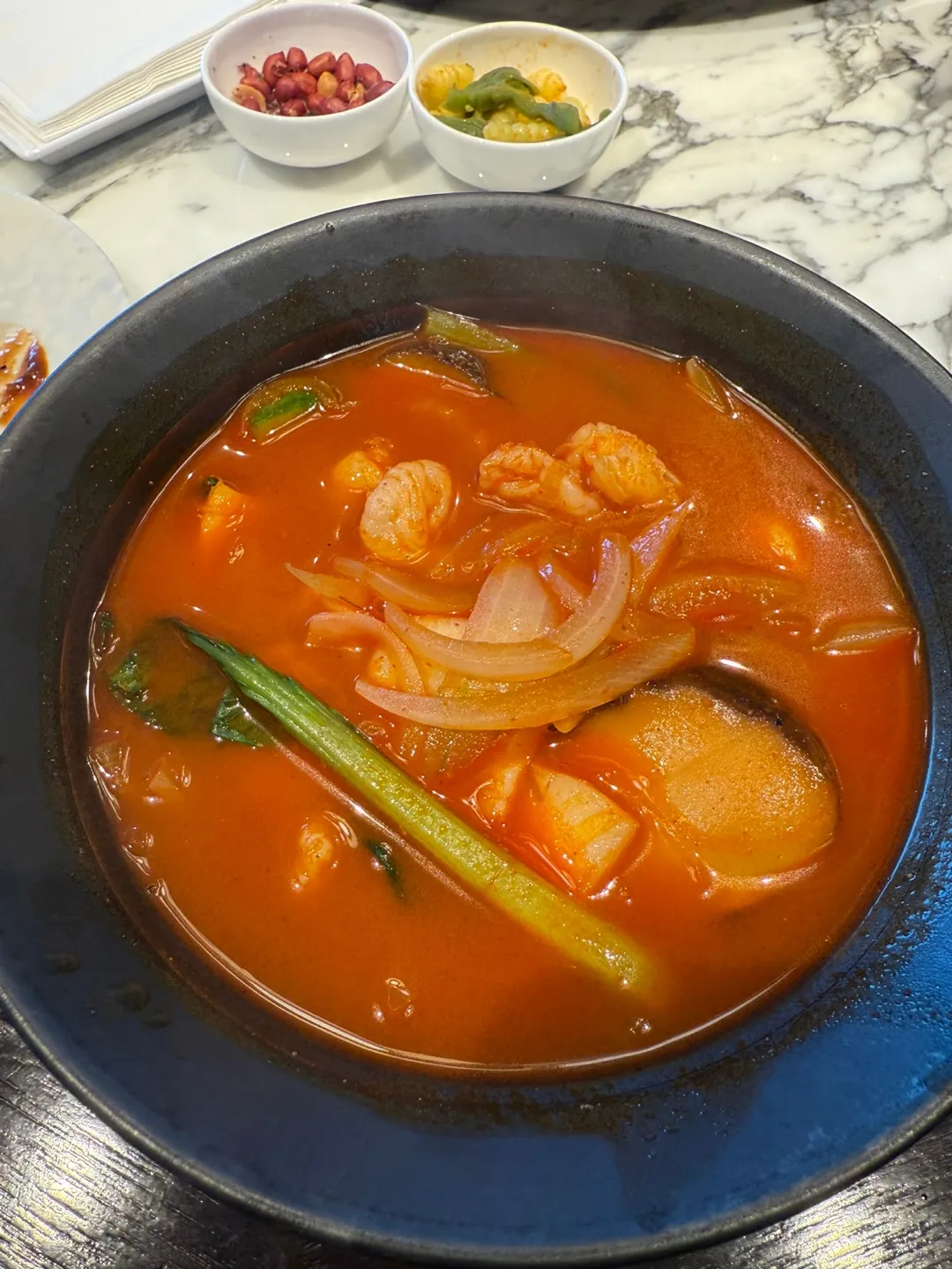 롯데호텔 월드 도림 더 칸톤 테이블