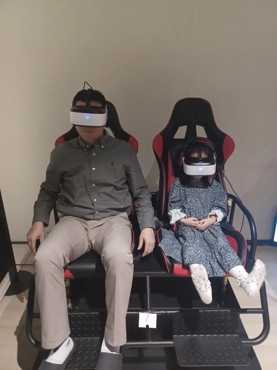 헬로마이디노&VR
