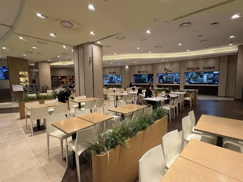 메이루 현대백화점 충청점