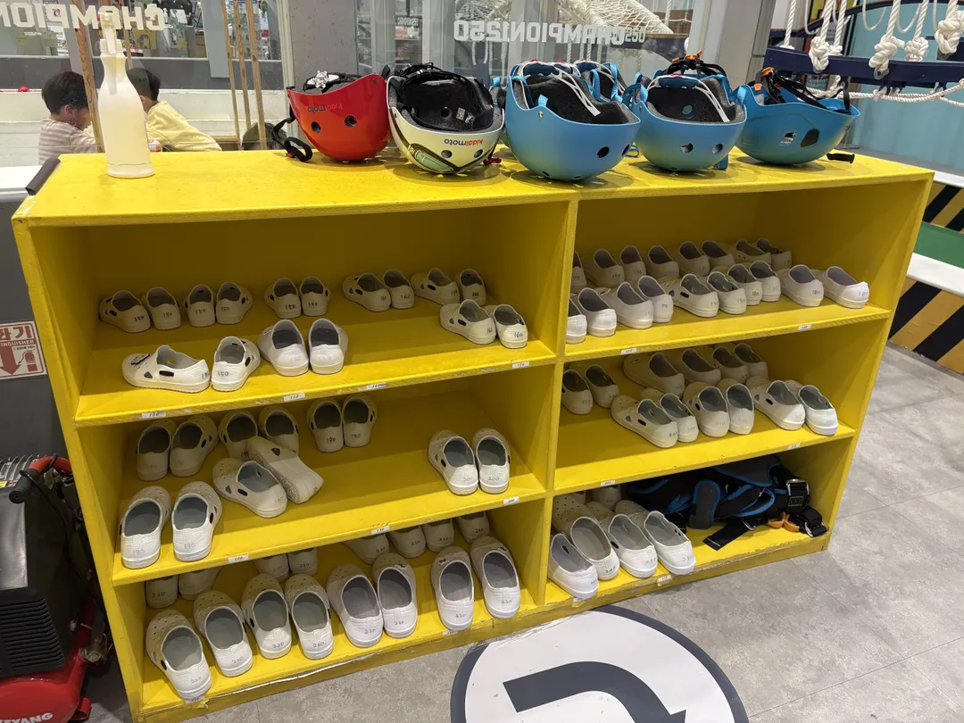 Champion Lotte Mall Gunsan Branch photo 15