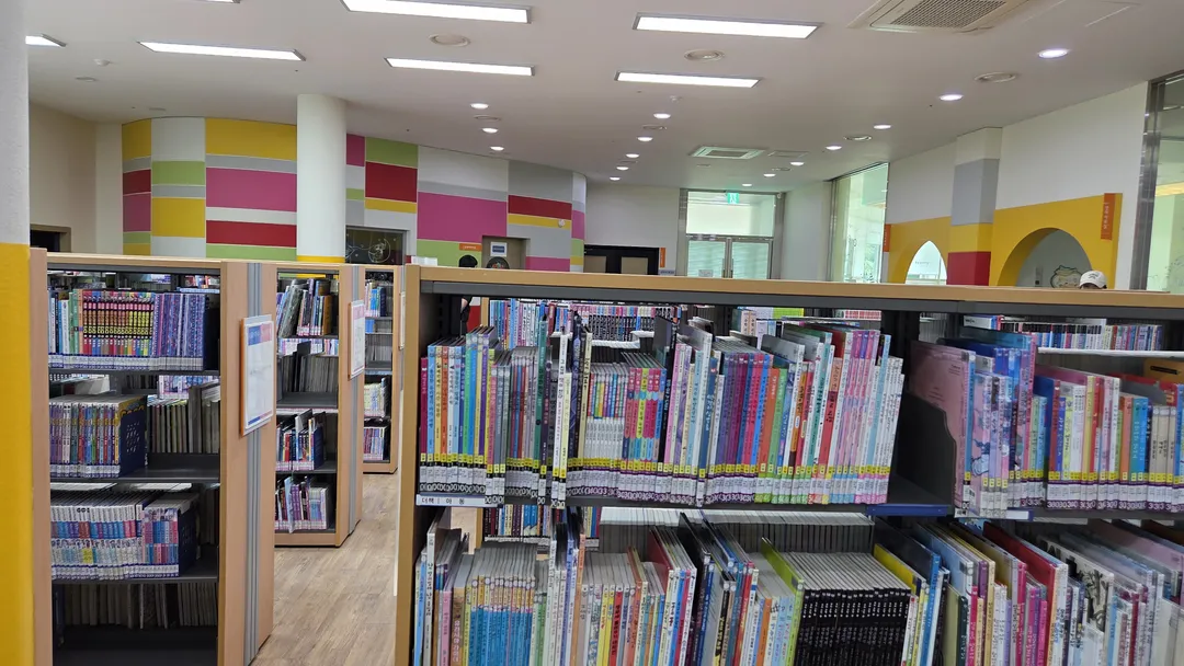 진접푸른숲도서관 사진 10