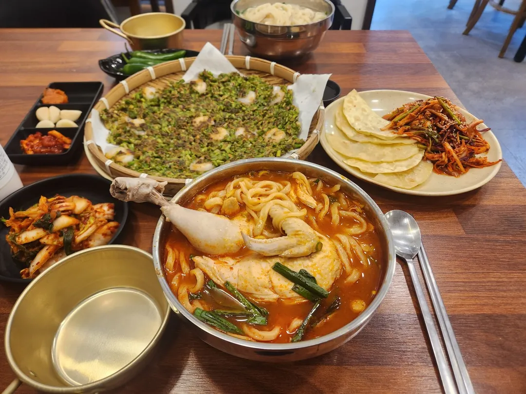 우성닭칼국수 광안리